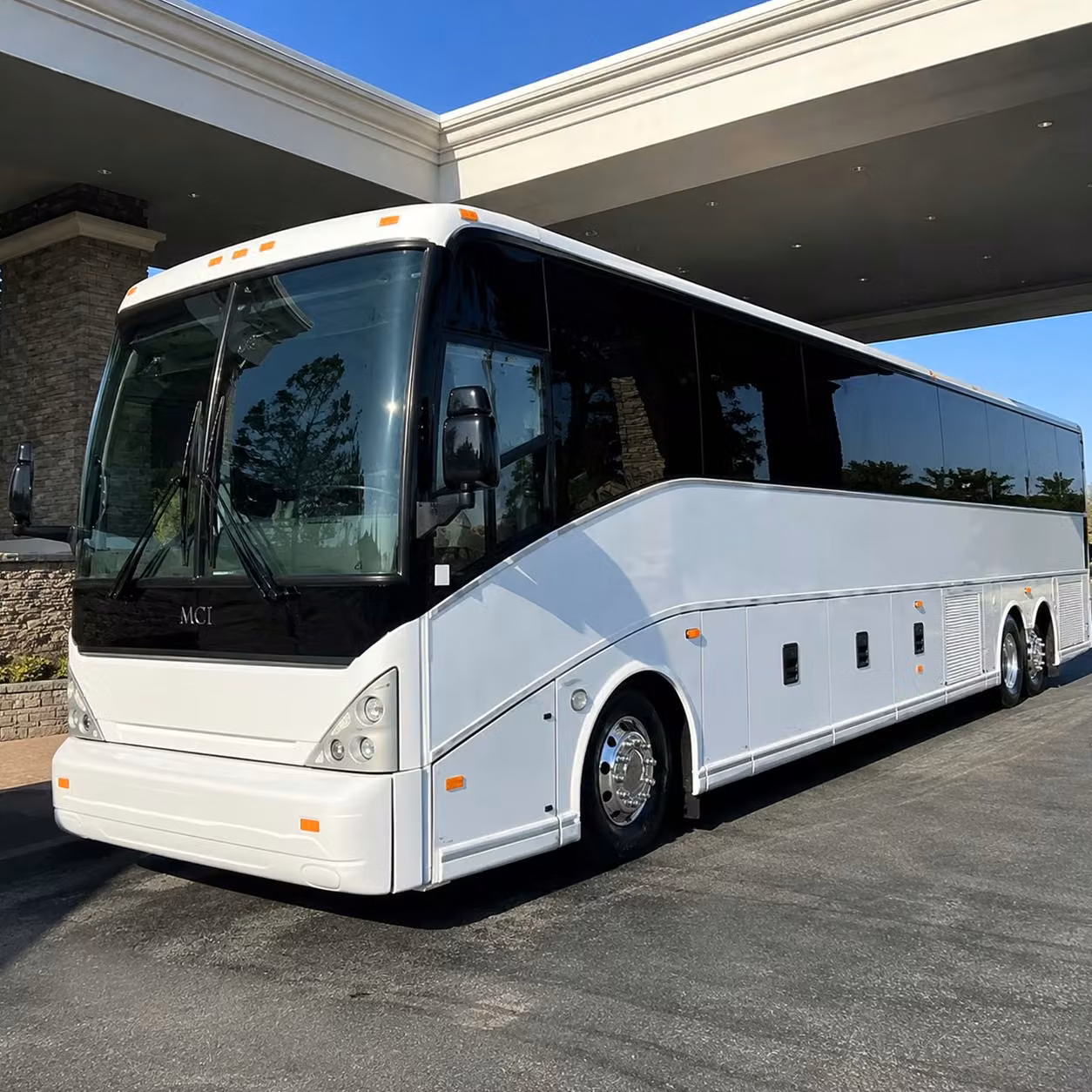 group airport transfers to piedmont triad international airport from high point