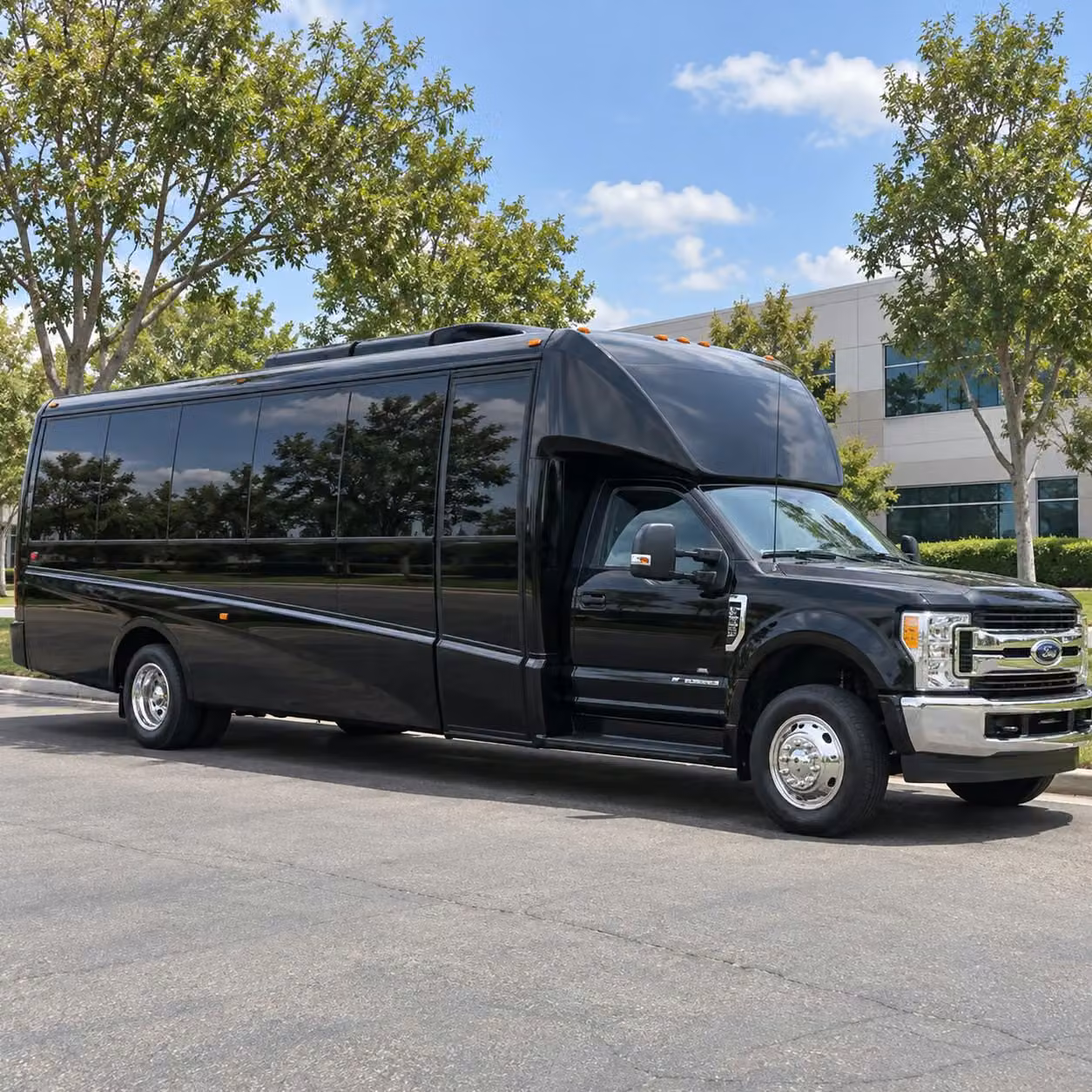 minibus and charter bus options for youth organizations and private schools in high point