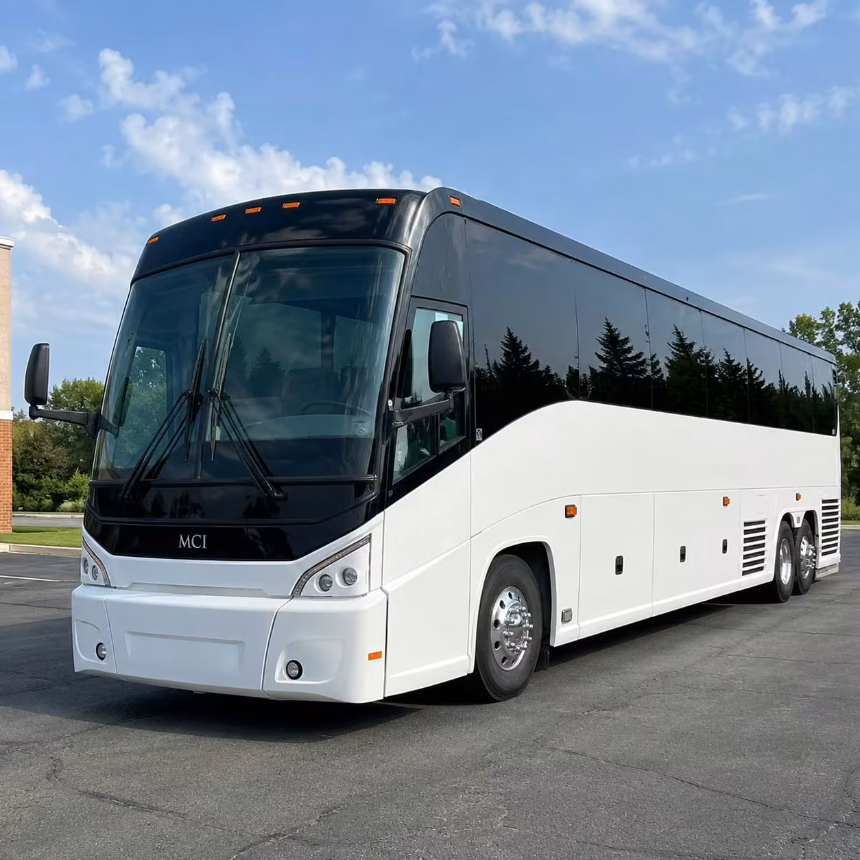 multi day charter bus rentals for high point sports teams and fan groups