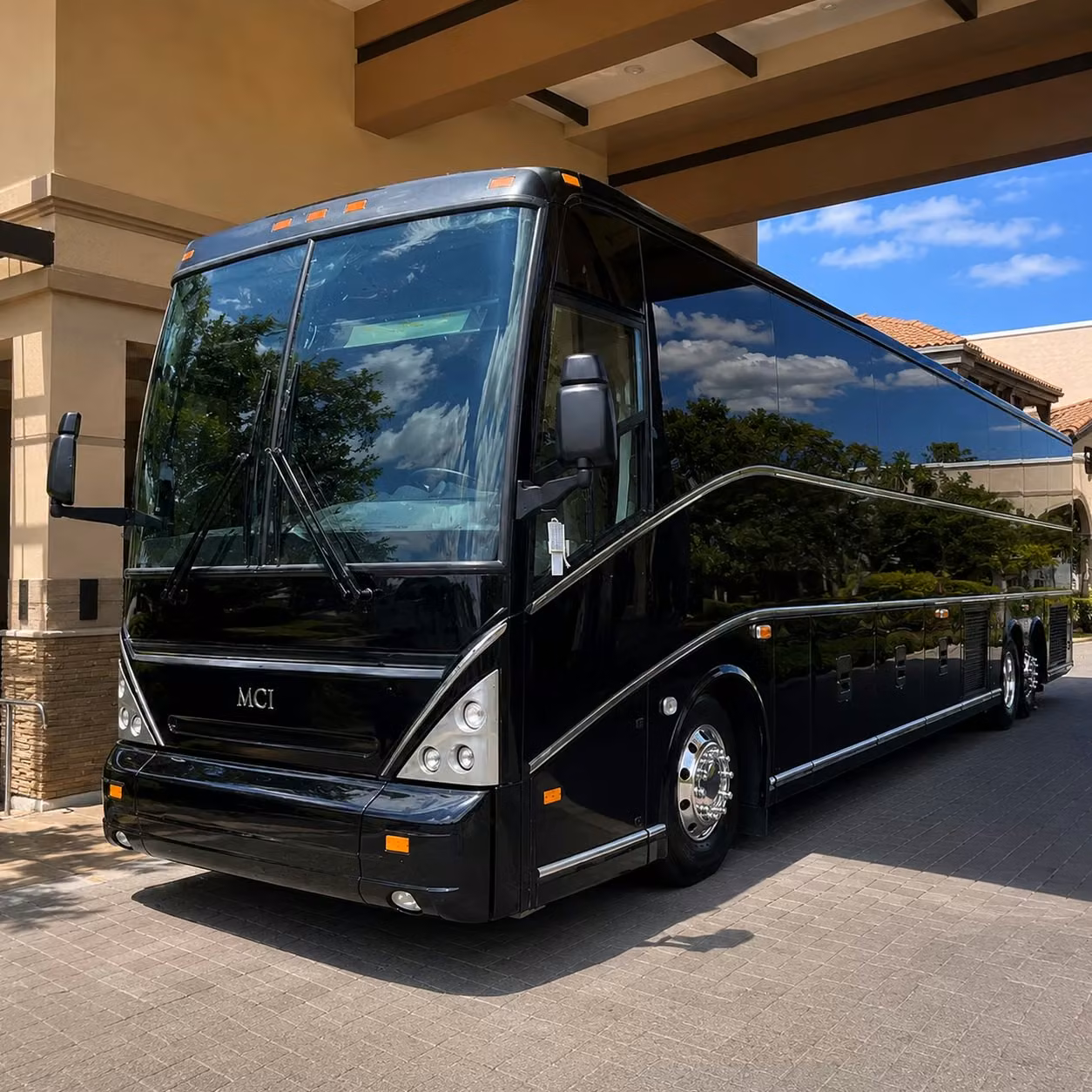 shuttle buses for high point market corporate groups